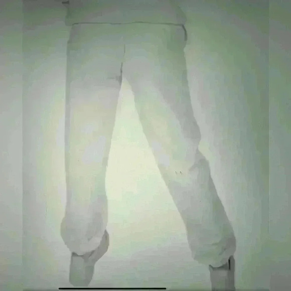 Hype and Vice IU Hoosiers Boyfriend Sweatpants - Picture 3 of 10